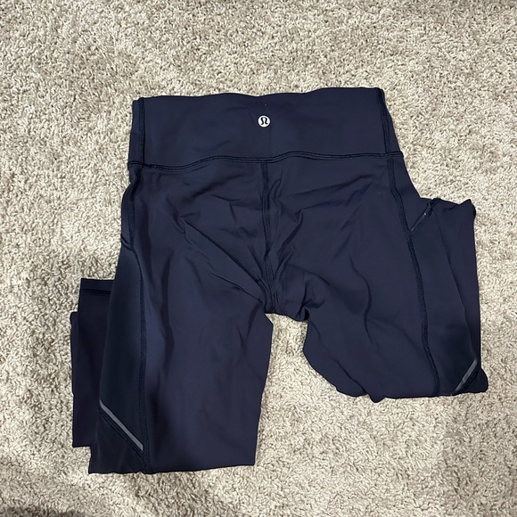 Lululemon Mesh back Legging - Picture 2 of 3